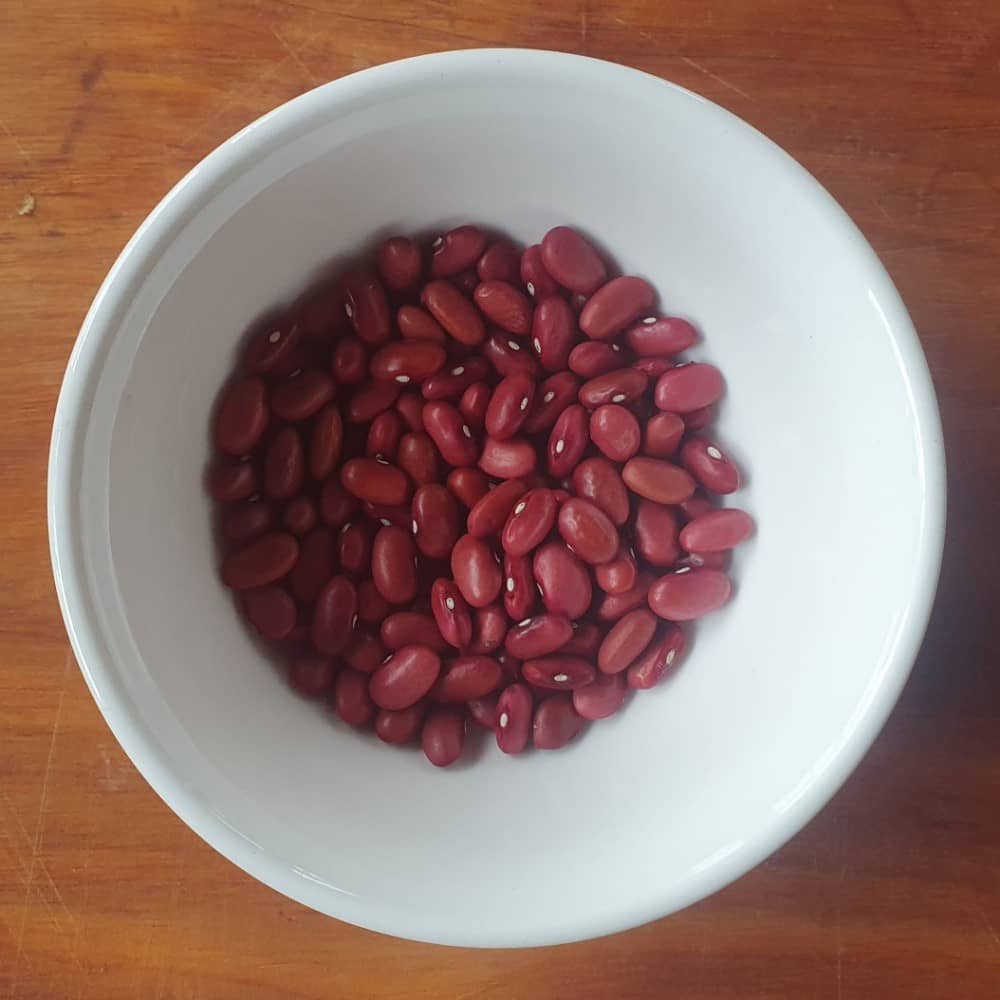 Bowl of red haricot beans